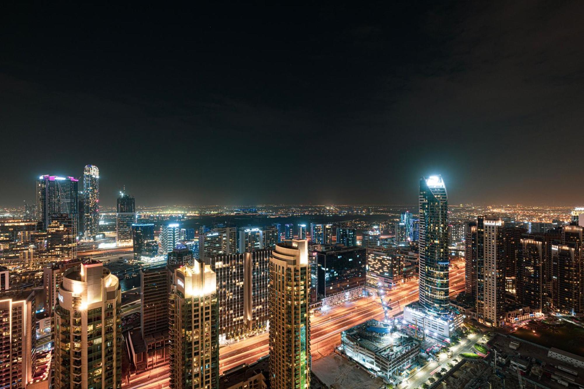 Smartstay At Burj Royale - Full Burj Khalifa View - Brand New Luxury Apartments ดูไบ ภายนอก รูปภาพ